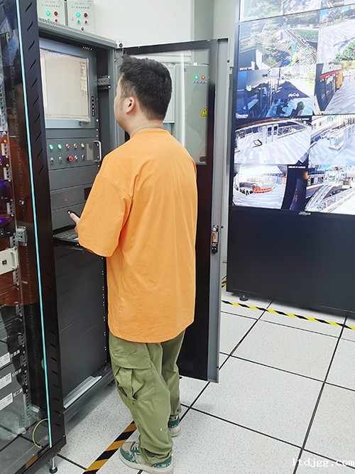 消防智能疏散系统是什么？它的主要功能和特点是什么？