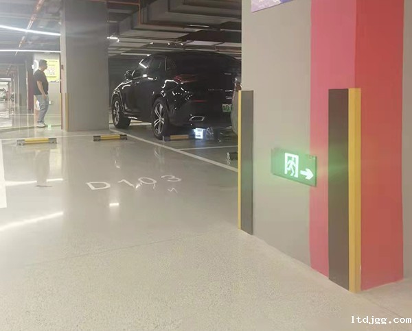 对智能疏散系统进行定期维护和保养的步骤和建议