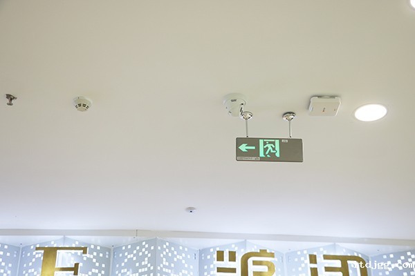 智能疏散系统在不同场景下的应用探讨