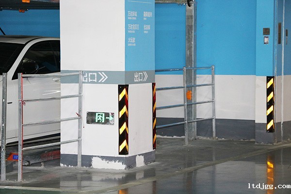 消防智能疏散系统如何指导人员迅速找到安全出口？ 