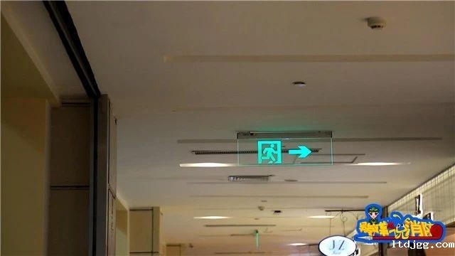 智能应急疏散指示系统与传统应急照明系统的对比