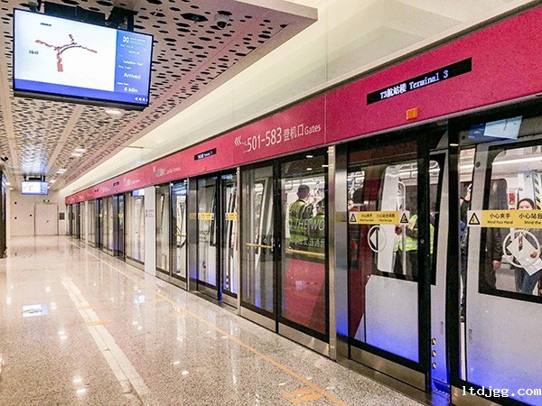 消防智能疏散系统如何在烟雾和黑暗中提供有效指引？