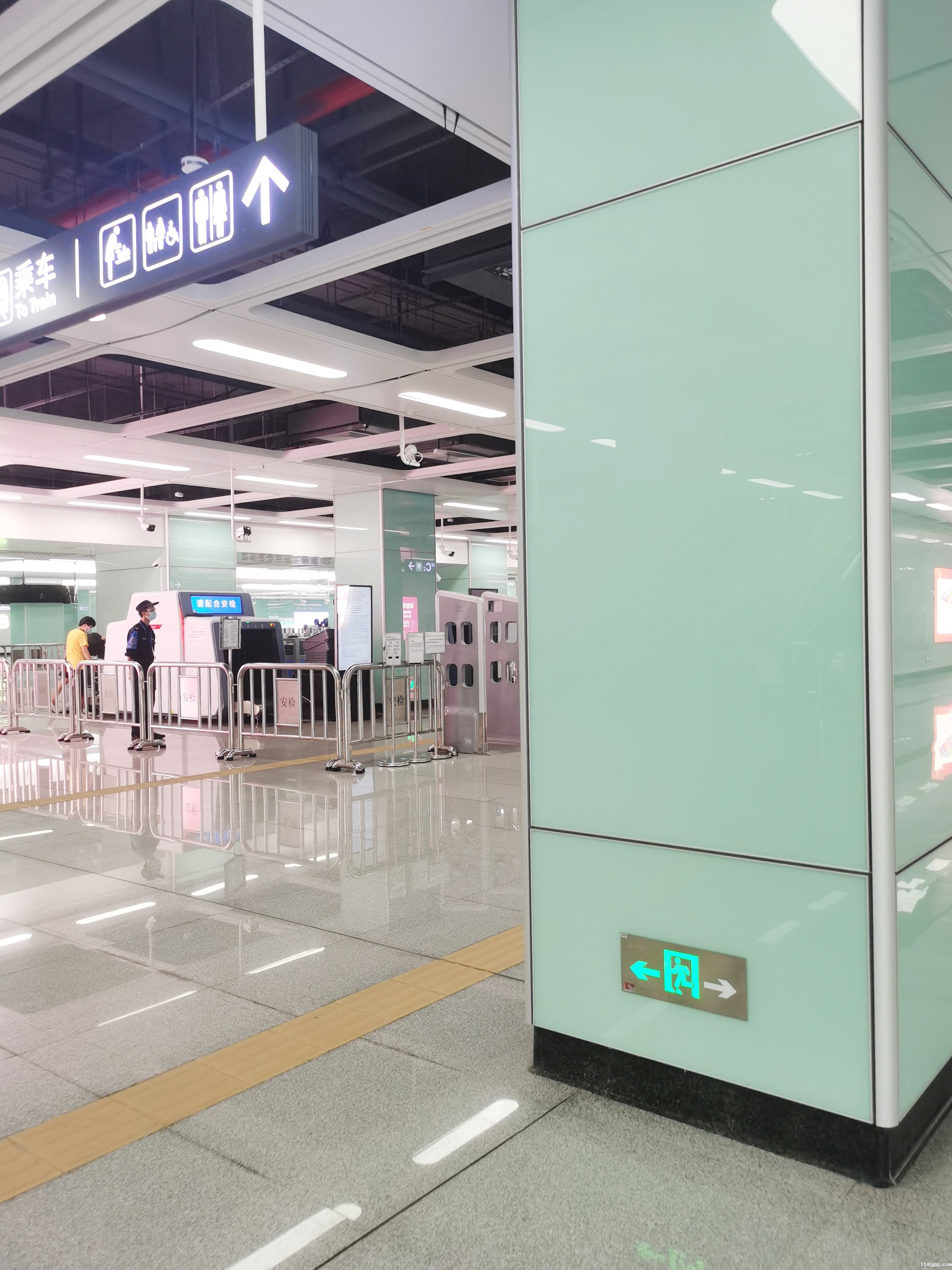 智能疏散指示系统的多场景应用探讨