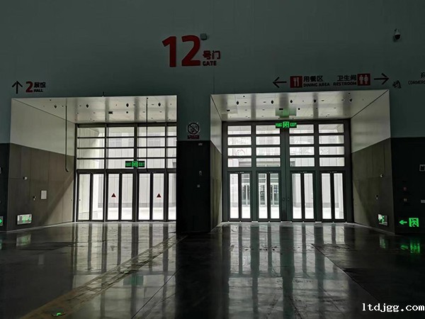 哪些建筑物必须安装应急照明疏散指示系统？