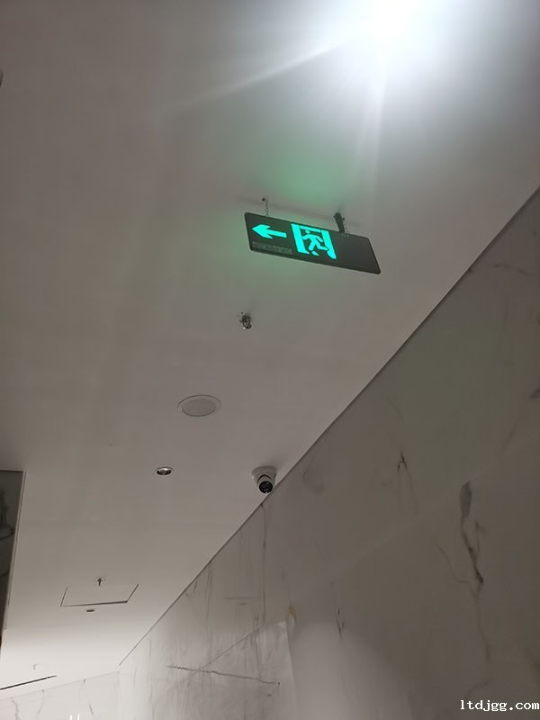 儿童乐园的应急疏散系统应具备哪些特色？