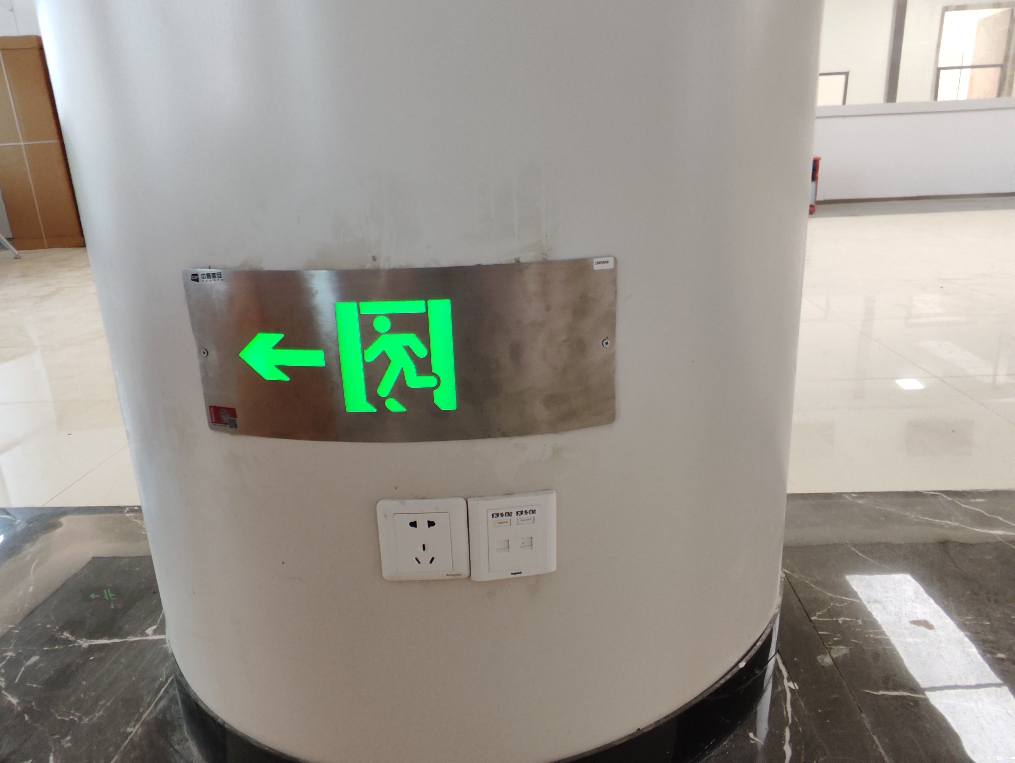 智能疏散系统能否实现跨区域、跨建筑的疏散联动？